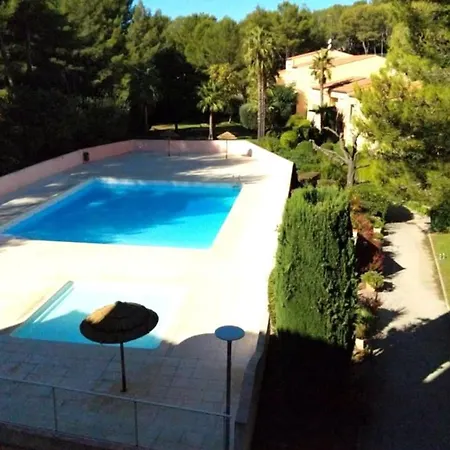 With Pool In The Heart Of Apartment Sanary-sur-Mer