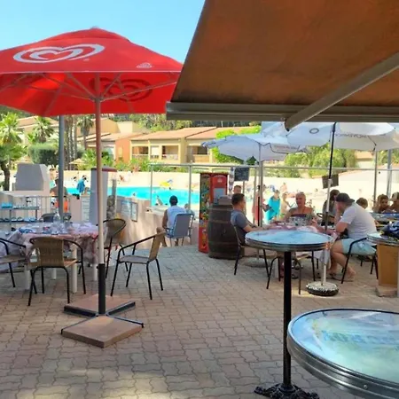 With Pool In The Heart Of Apartment Sanary-sur-Mer